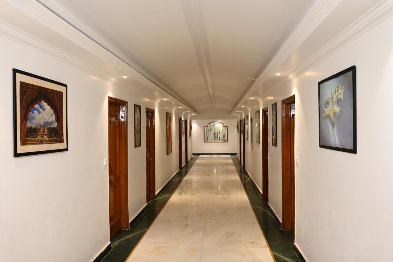Hotel Lawrence Amritsar Ngoại thất bức ảnh