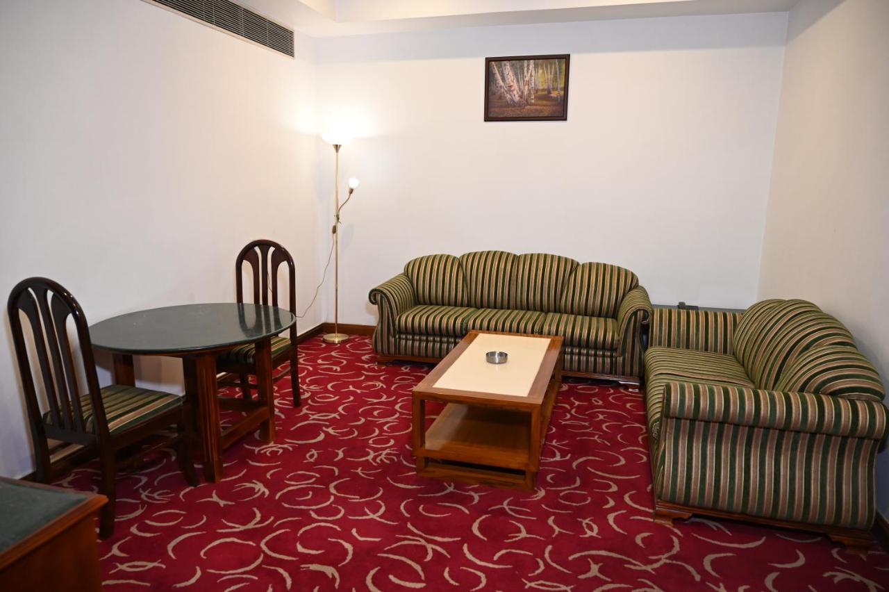 Hotel Lawrence Amritsar Ngoại thất bức ảnh