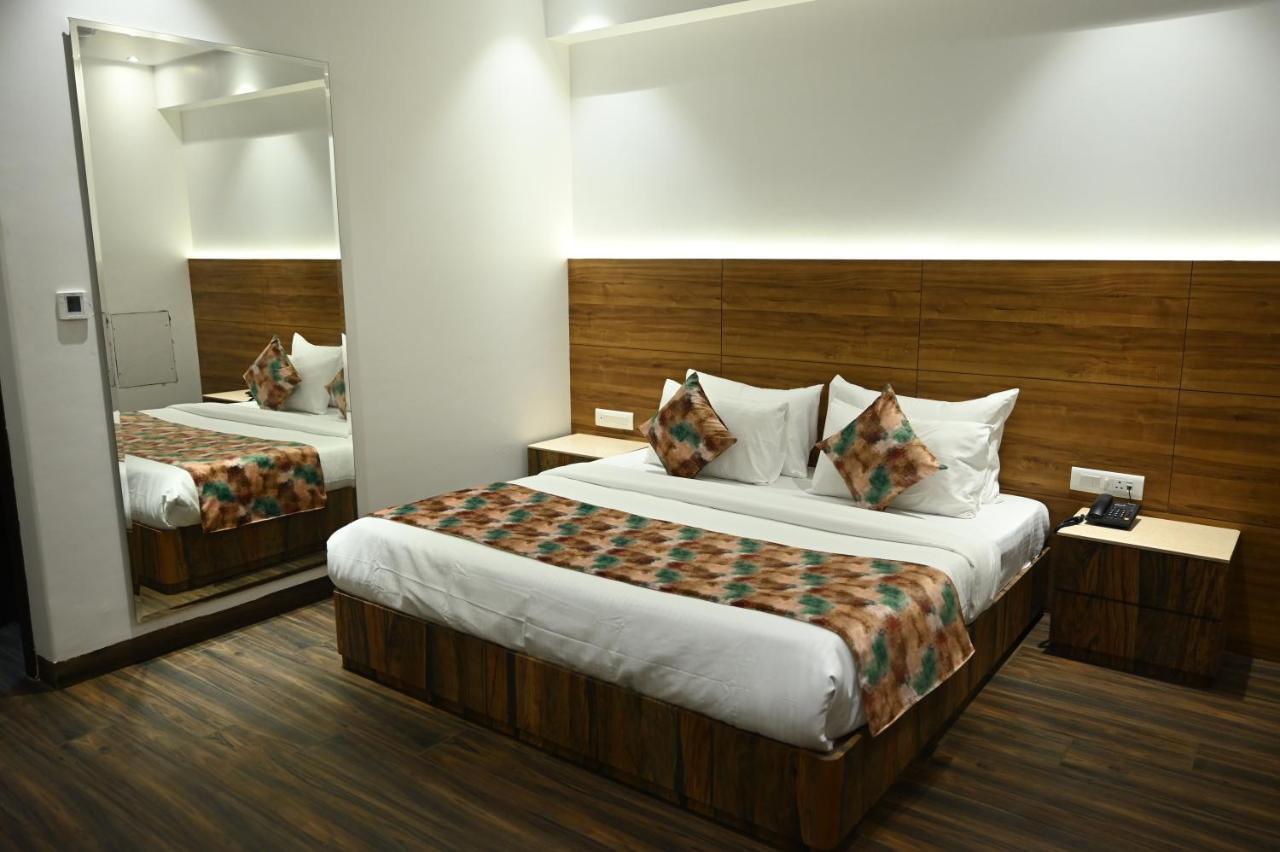 Hotel Lawrence Amritsar Ngoại thất bức ảnh