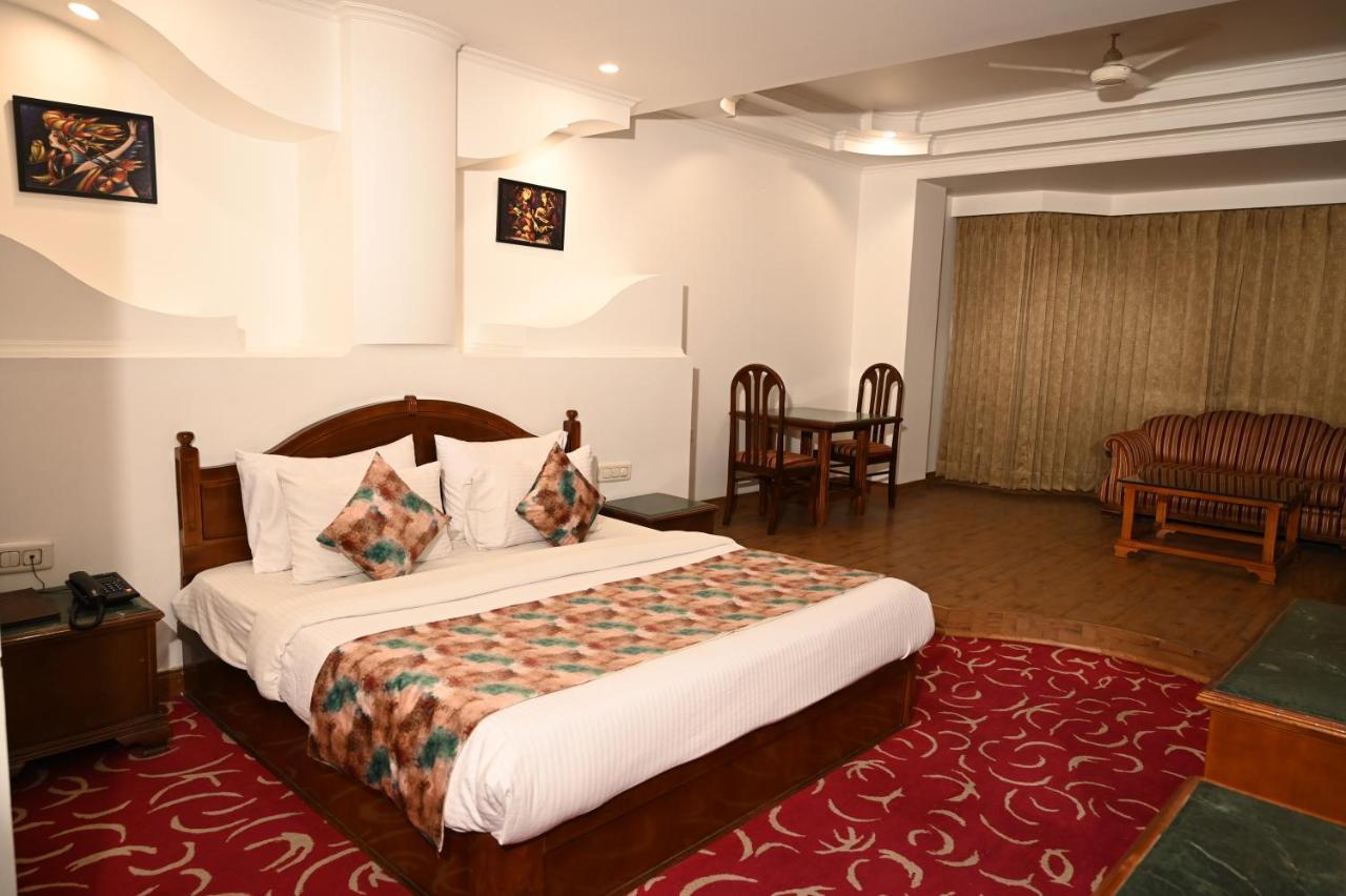 Hotel Lawrence Amritsar Ngoại thất bức ảnh